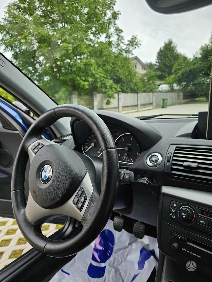 BMW 120, 2.0 l., hatchback