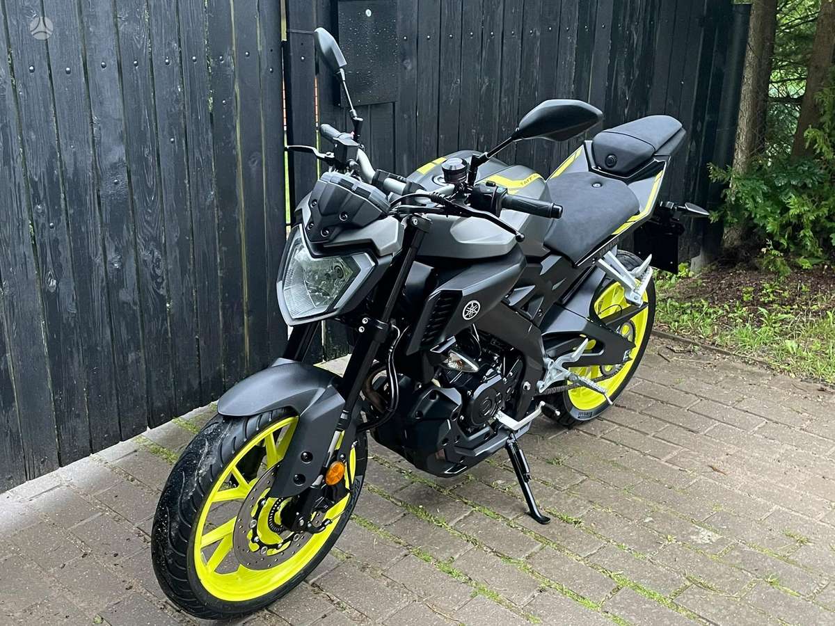 Yamaha MT 125cc, street / classic