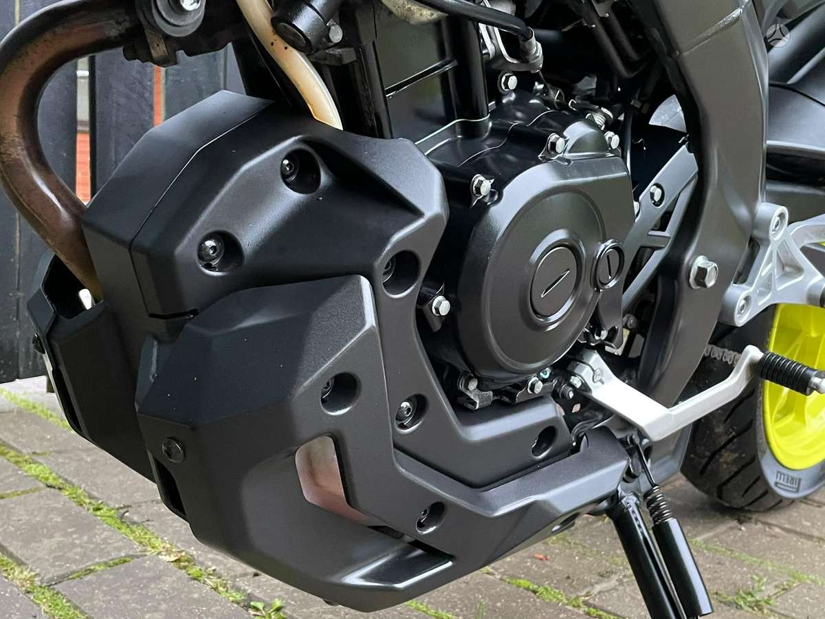 Yamaha MT 125cc, street / classic