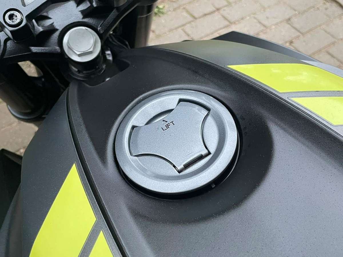 Yamaha MT 125cc, street / classic
