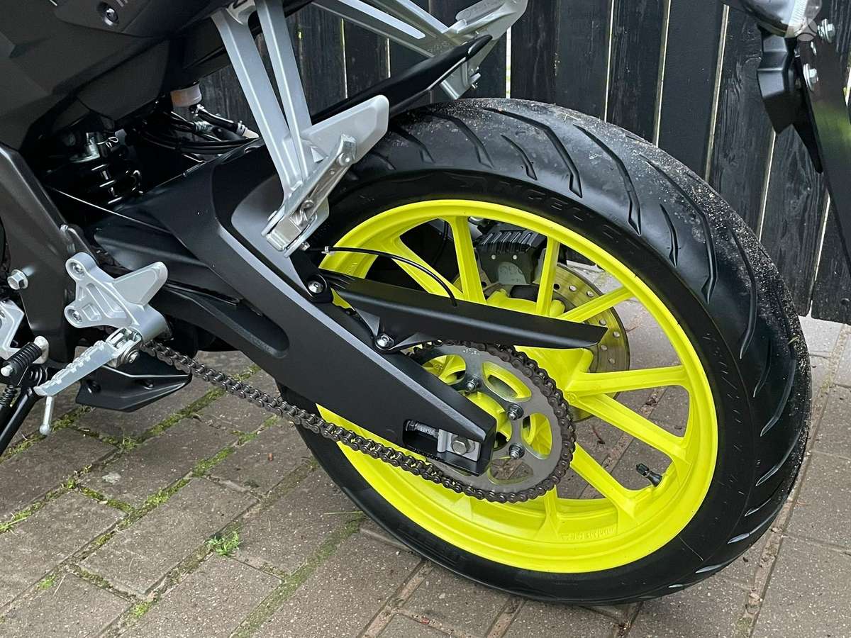 Yamaha MT 125cc, street / classic
