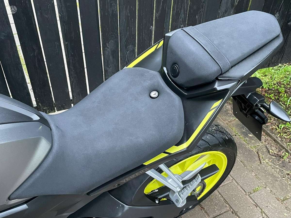 Yamaha MT 125cc, street / classic