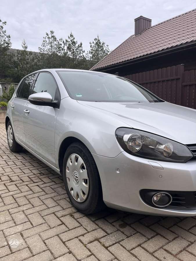 Volkswagen Golf - 4