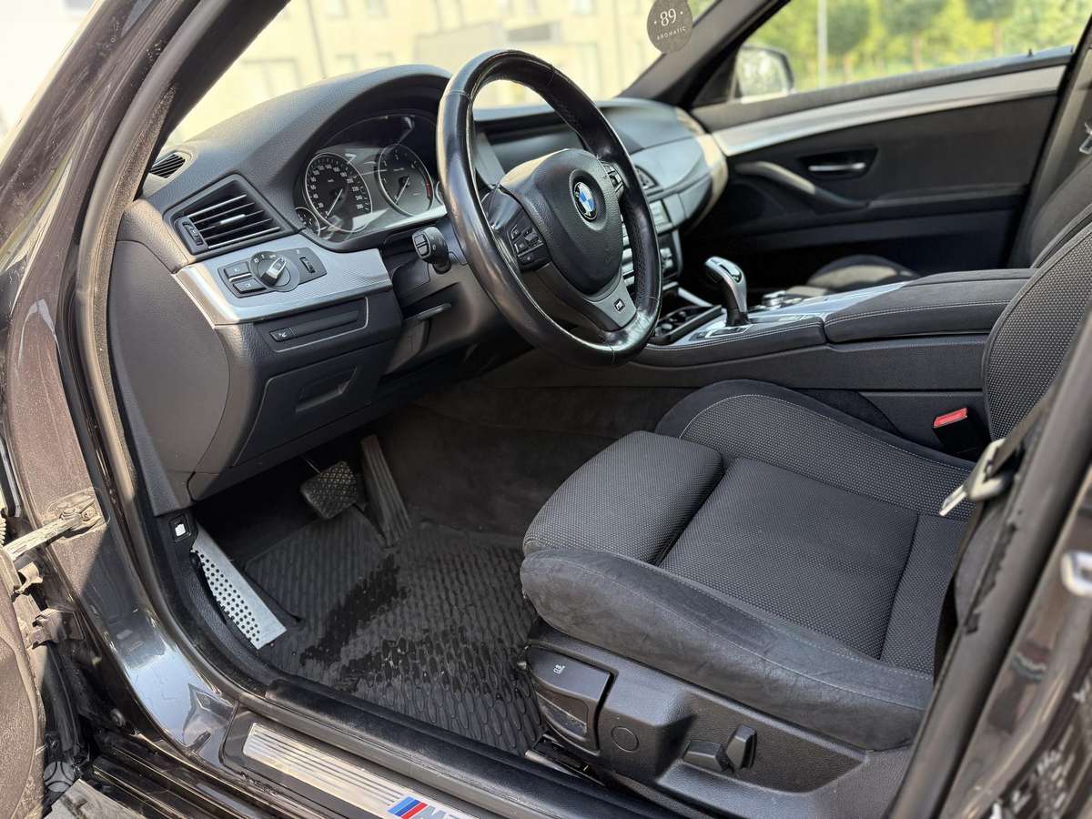 BMW 520, 2.0 l., sedanas