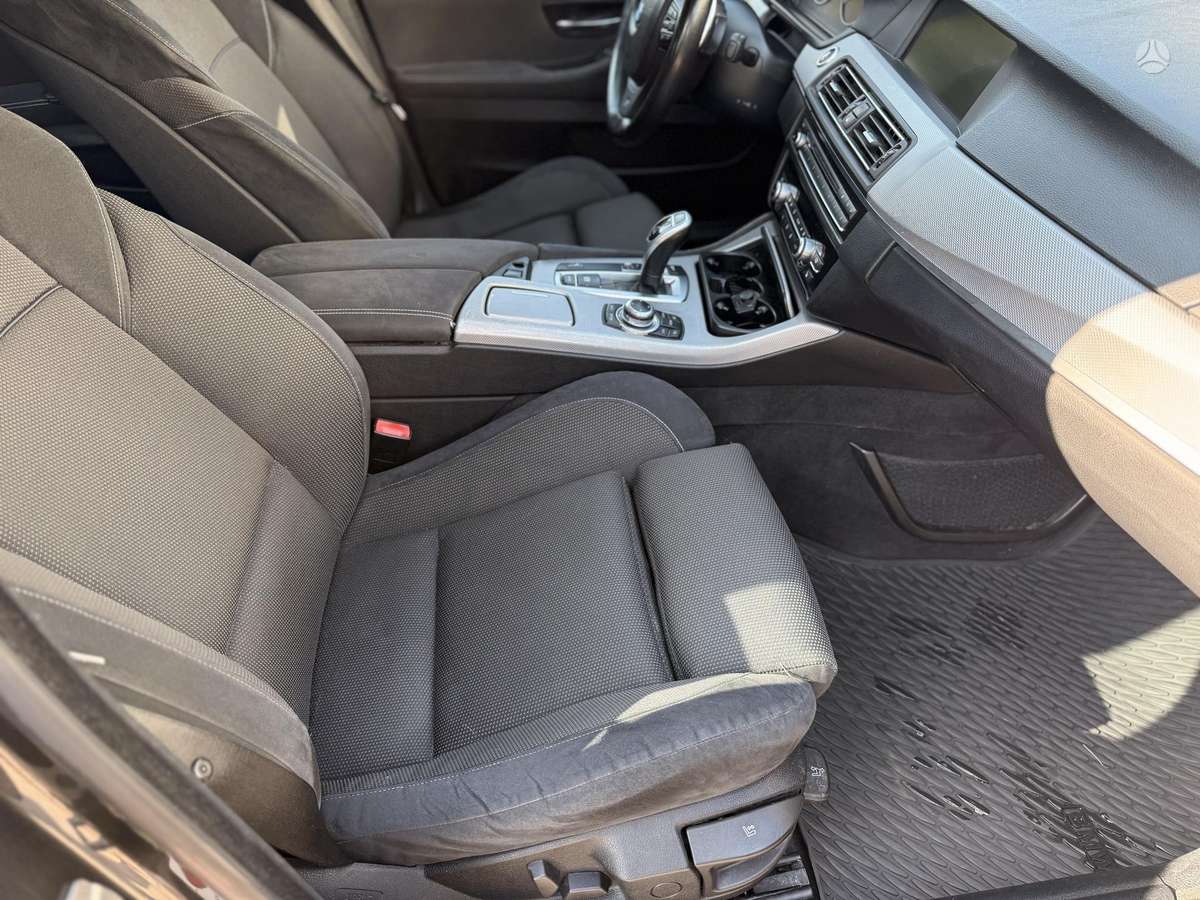 BMW 520, 2.0 l., sedanas