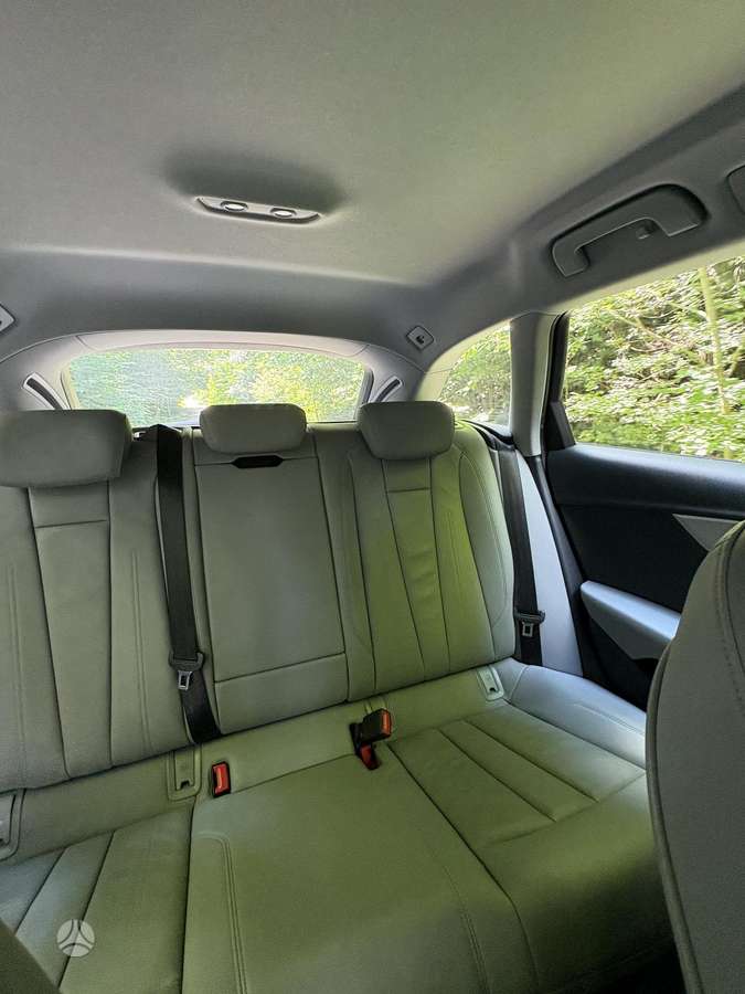 Audi A4, 2.0 l., universalas