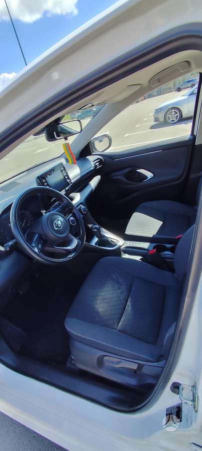 Toyota Yaris - 8