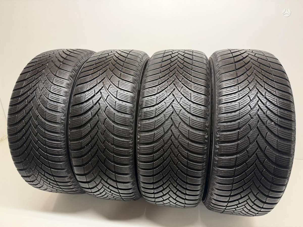 Semperit SpeedGrip 5 2022m, winter 235/55 R18