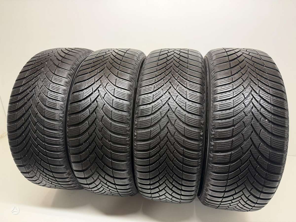 Semperit SpeedGrip 5 2022m, зимние 235/55 R18