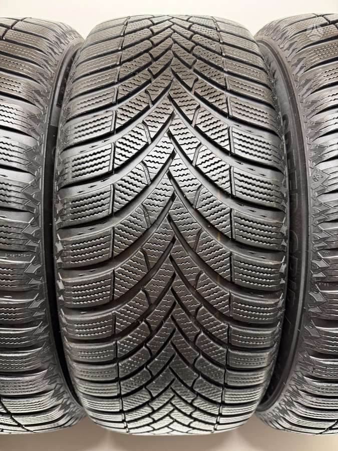 Semperit SpeedGrip 5 2022m, winter 235/55 R18