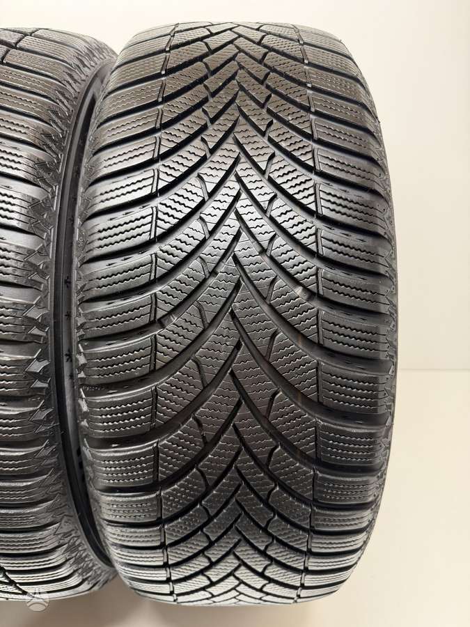Semperit SpeedGrip 5 2022m, winter 235/55 R18
