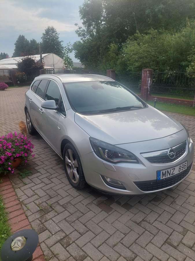 Opel Astra, 2.0 l., Универсал