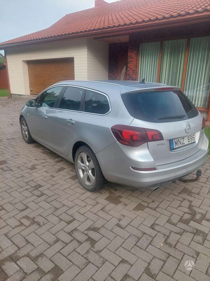 Opel Astra, 2.0 l., Универсал