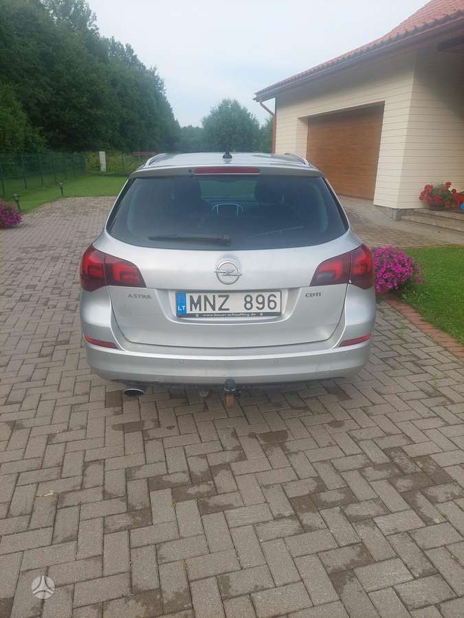 Opel Astra, 2.0 l., Универсал
