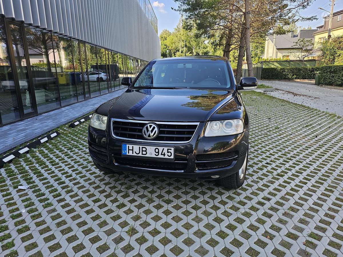 Volkswagen Touareg - 4