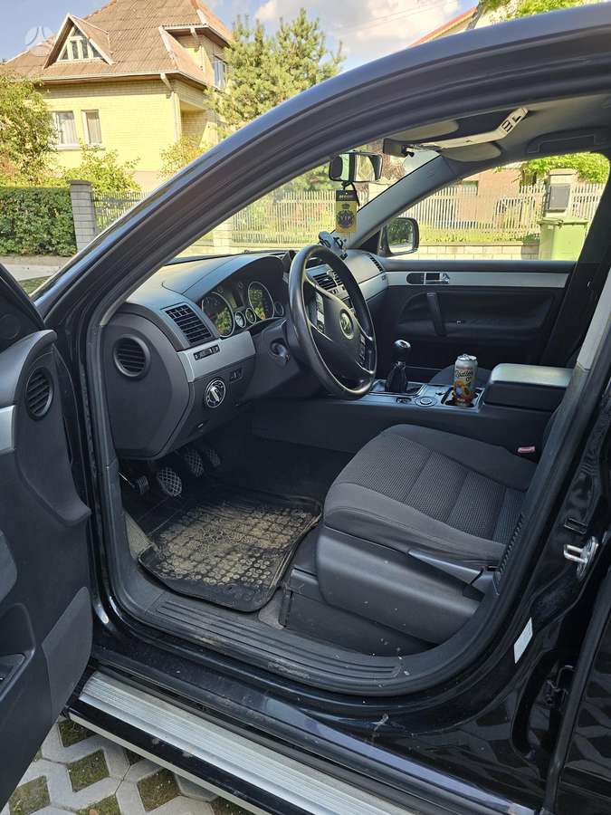 Volkswagen Touareg - 10
