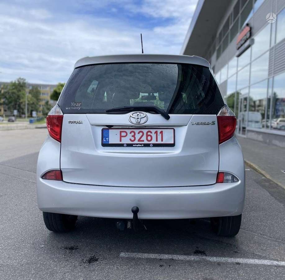 Toyota Verso-S, 1.4 l., hatchback