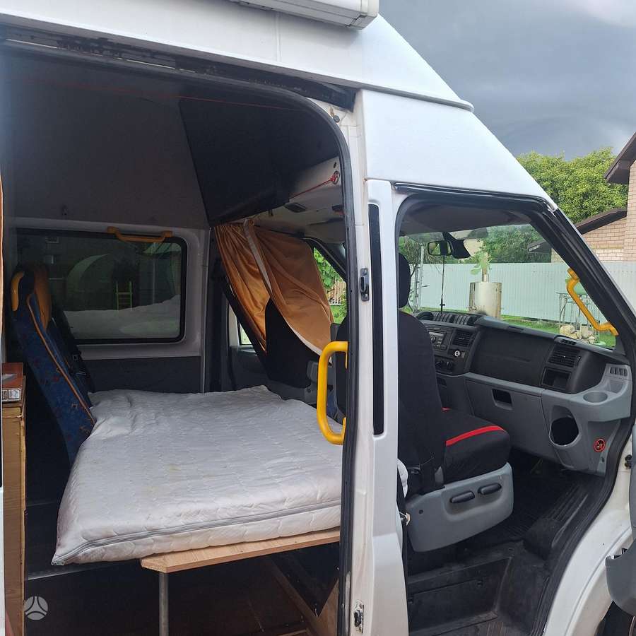 Ford Transit, туристическиe автомобили