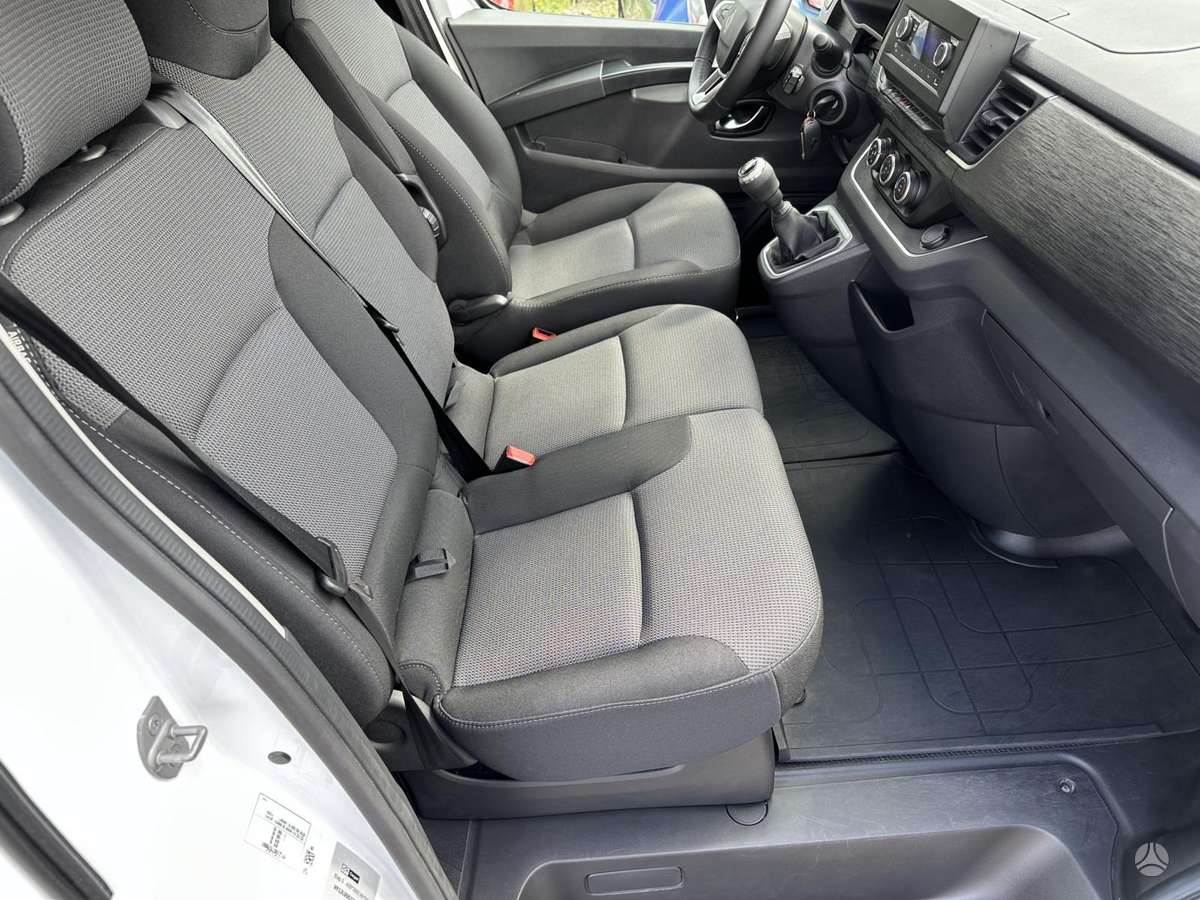 Renault Trafic, 2.0 l., Минивэн