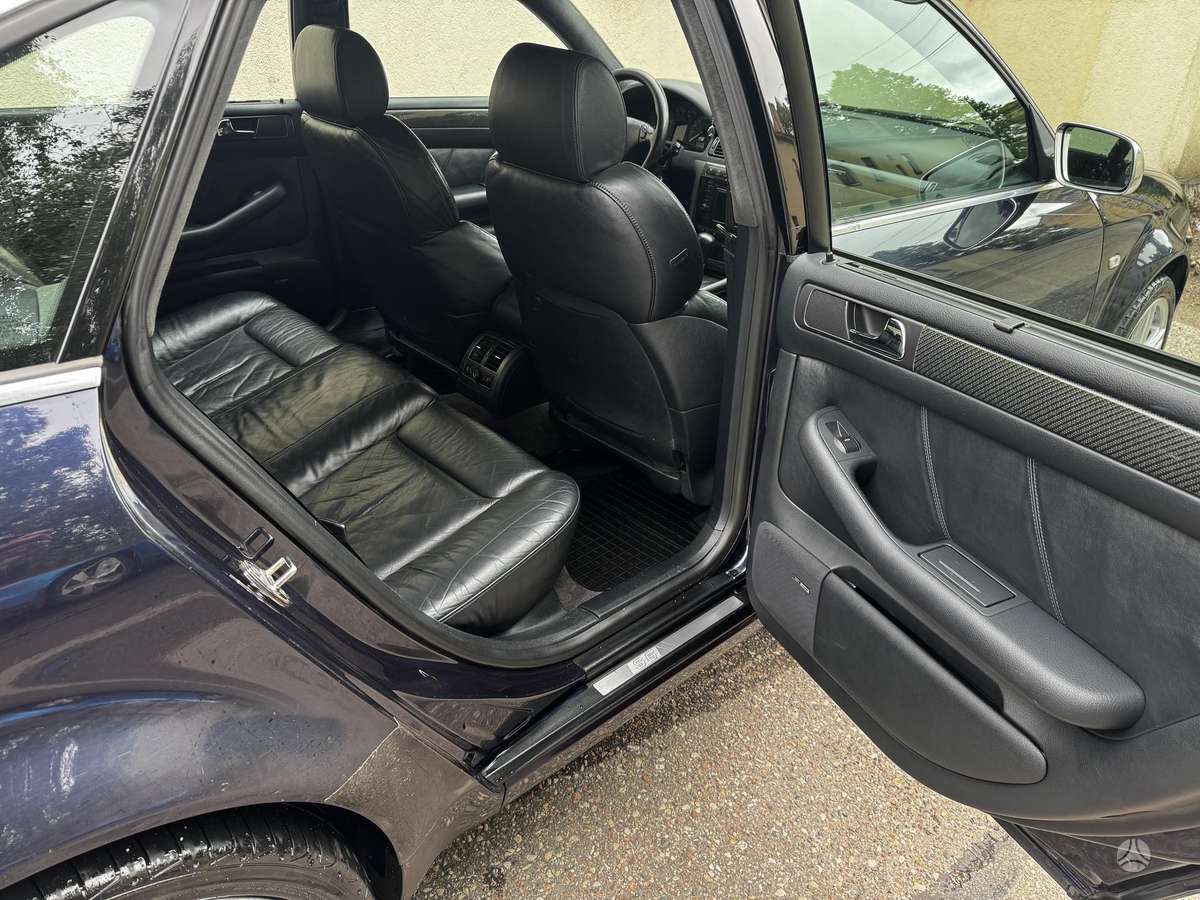 Audi S6, 4.2 l., sedanas