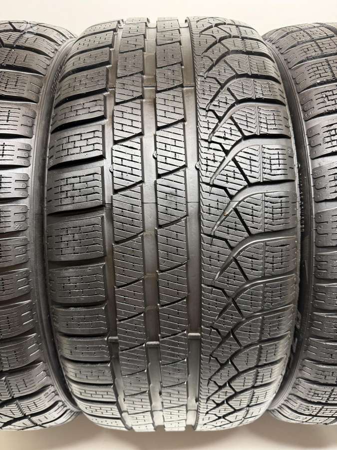 Pirelli P-Zero Winter +265/30R19, winter 245/35 R19