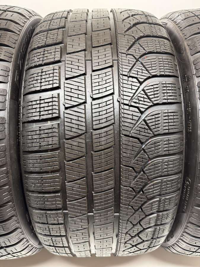 Pirelli P-Zero Winter +265/30R19, winter 245/35 R19