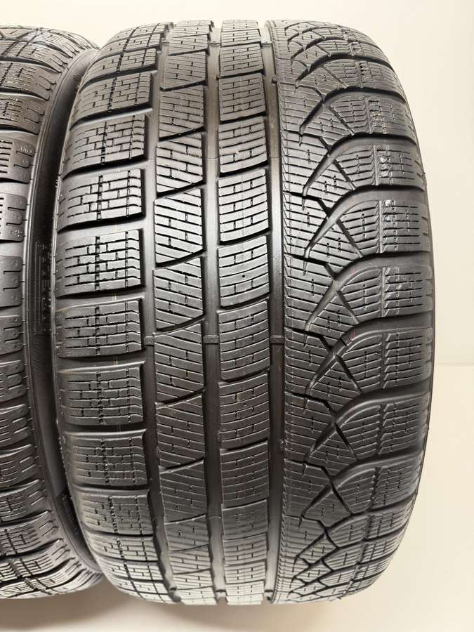 Pirelli P-Zero Winter +265/30R19, winter 245/35 R19