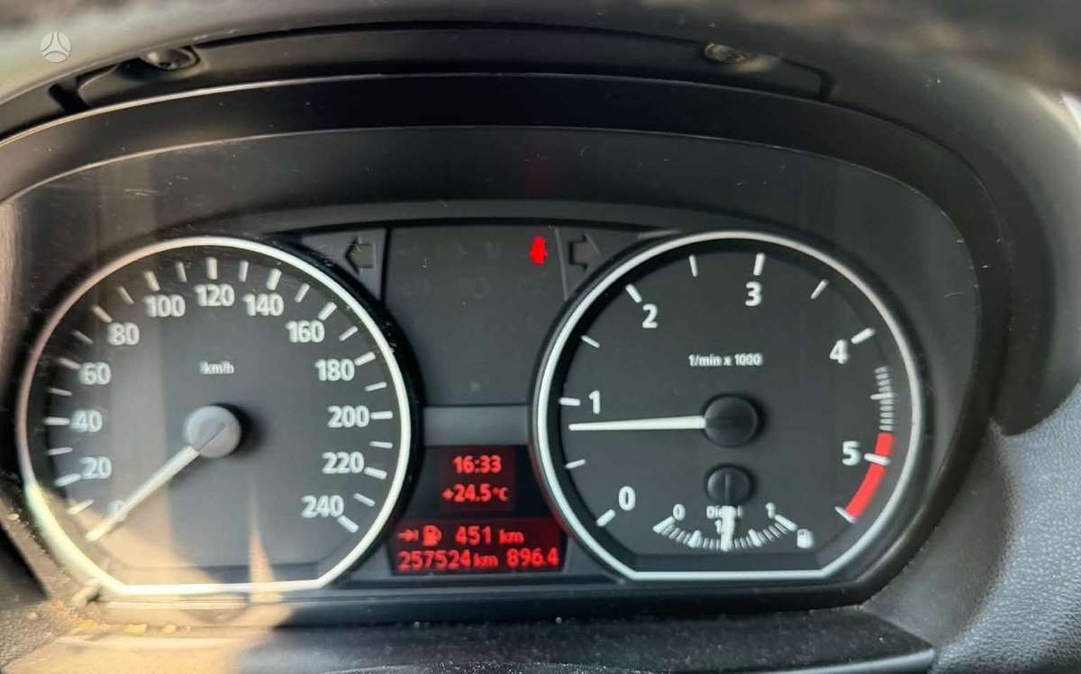 BMW 118, 2.0 l., Хэтчбек