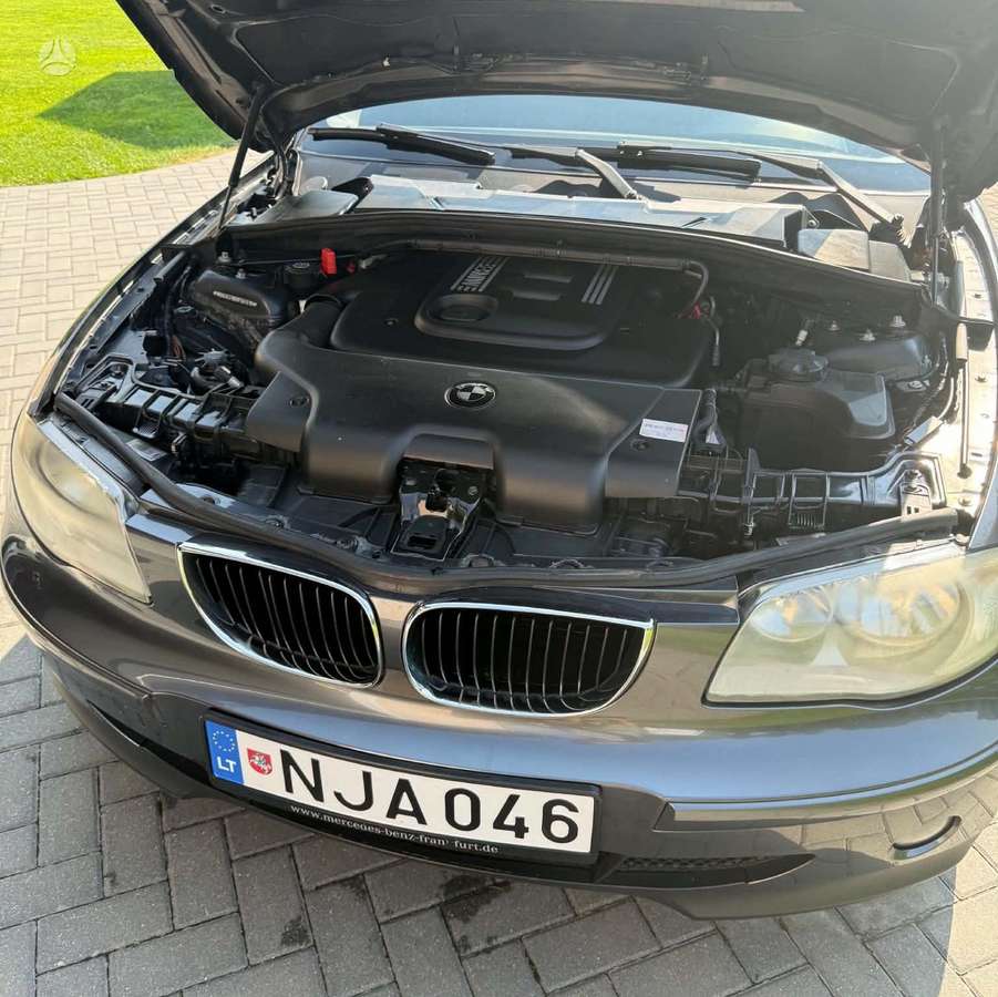 BMW 118, 2.0 l., hatchback