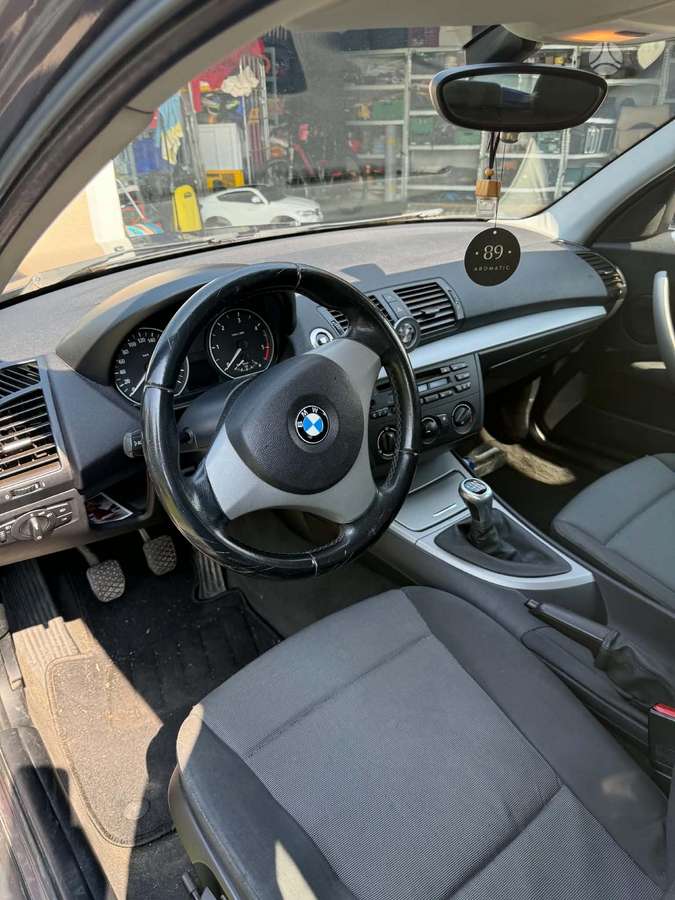 BMW 118, 2.0 l., hatchback