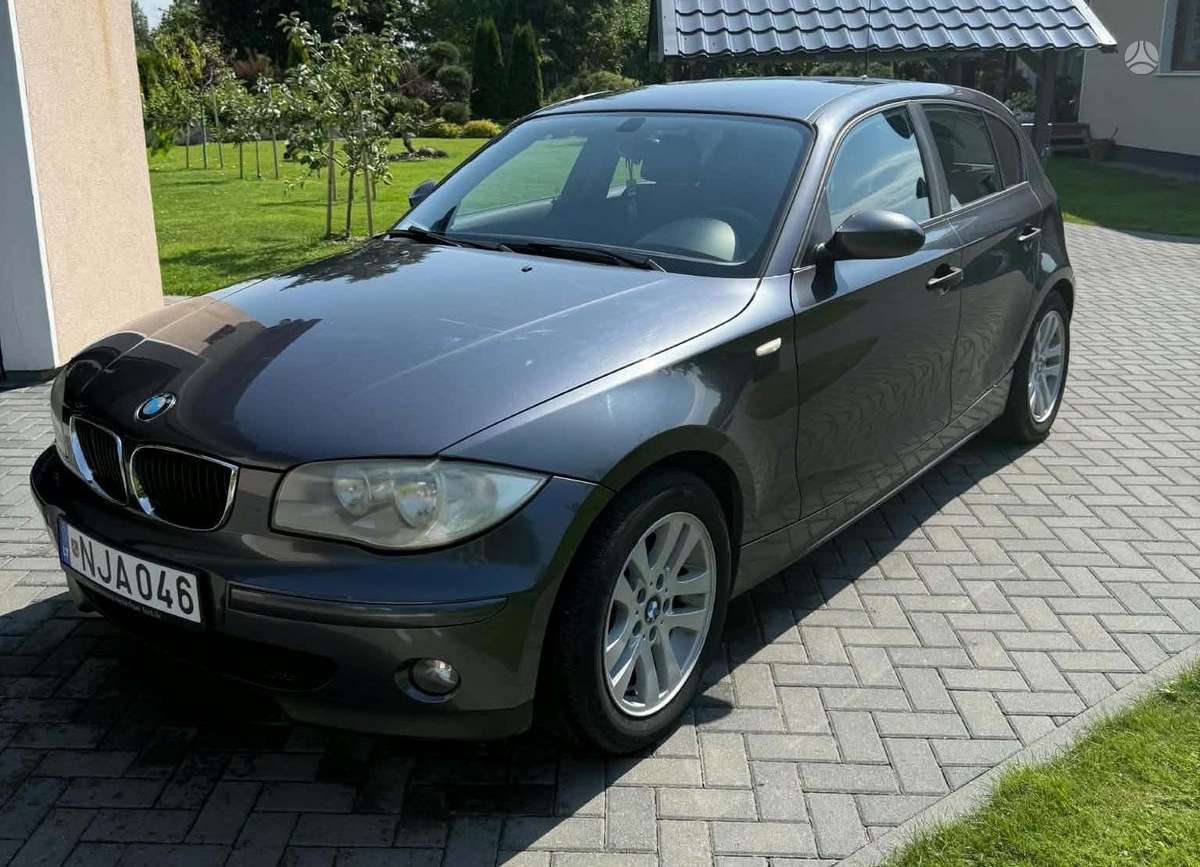 BMW 118, 2.0 l., hatchback