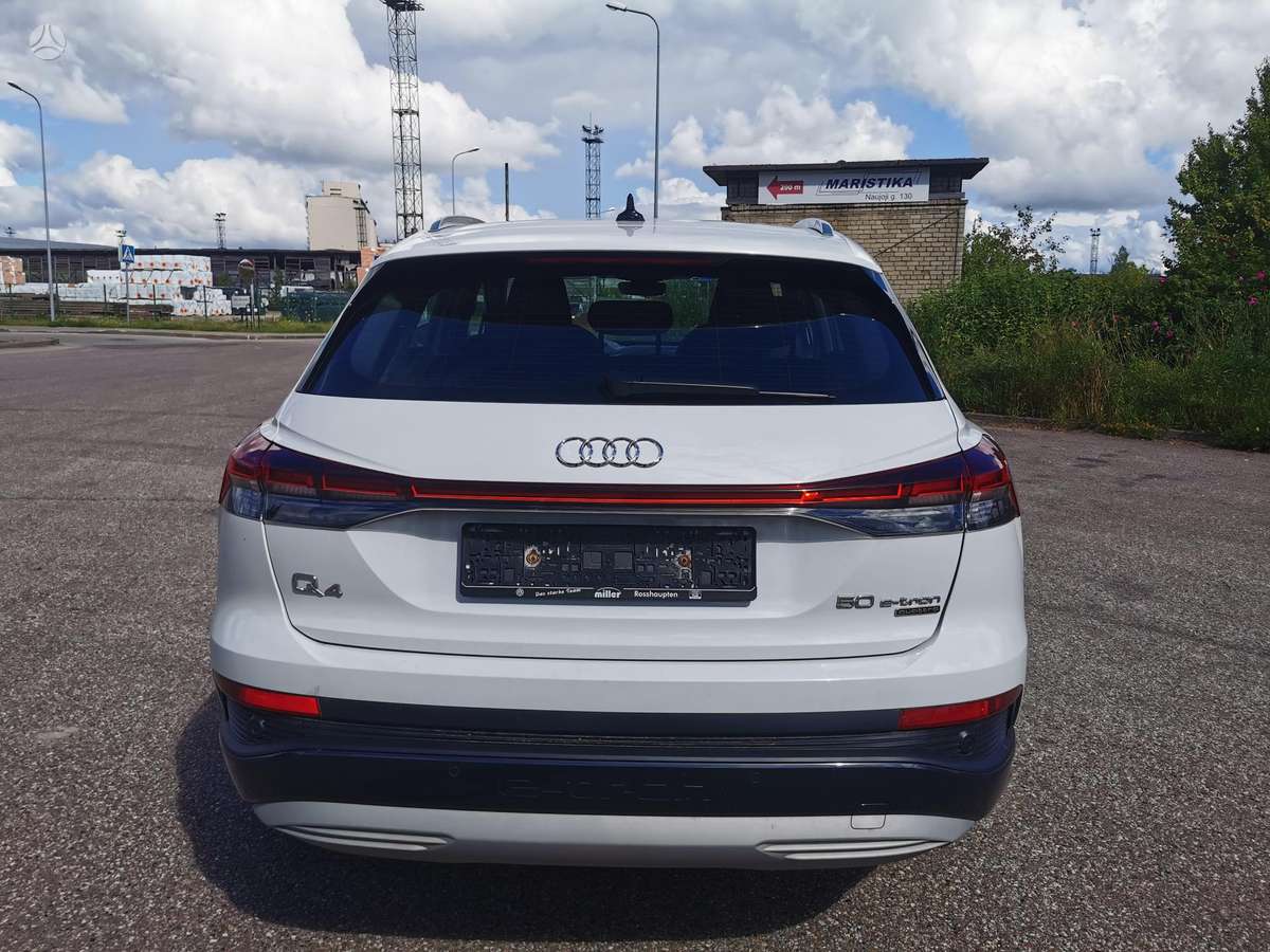 Audi Q4 e-tron, 82 kWh, off-road / crossover