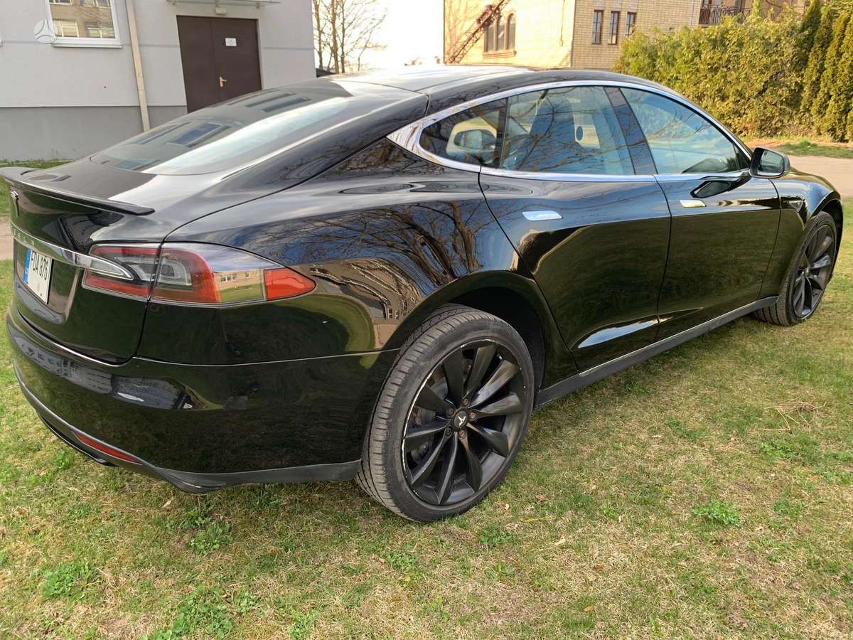 Tesla Model S, 85 кВт·ч, Седан