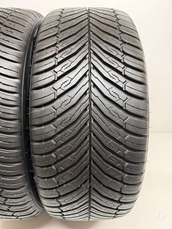 Hankook ION FlexClimate 2024m, всесезонные 235/45 R18