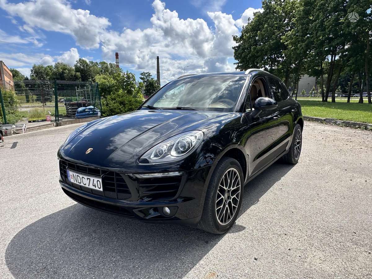 Porsche Macan - 2