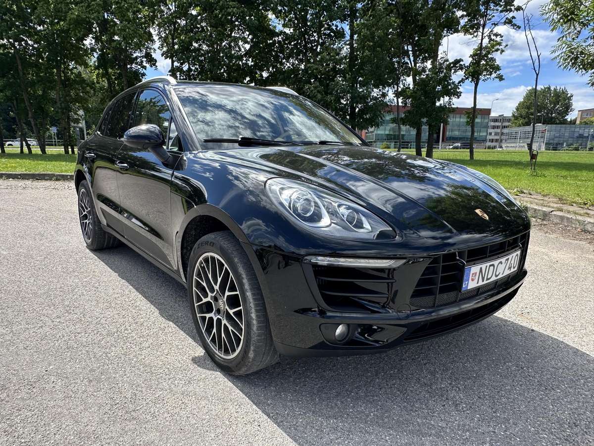 Porsche Macan - 4