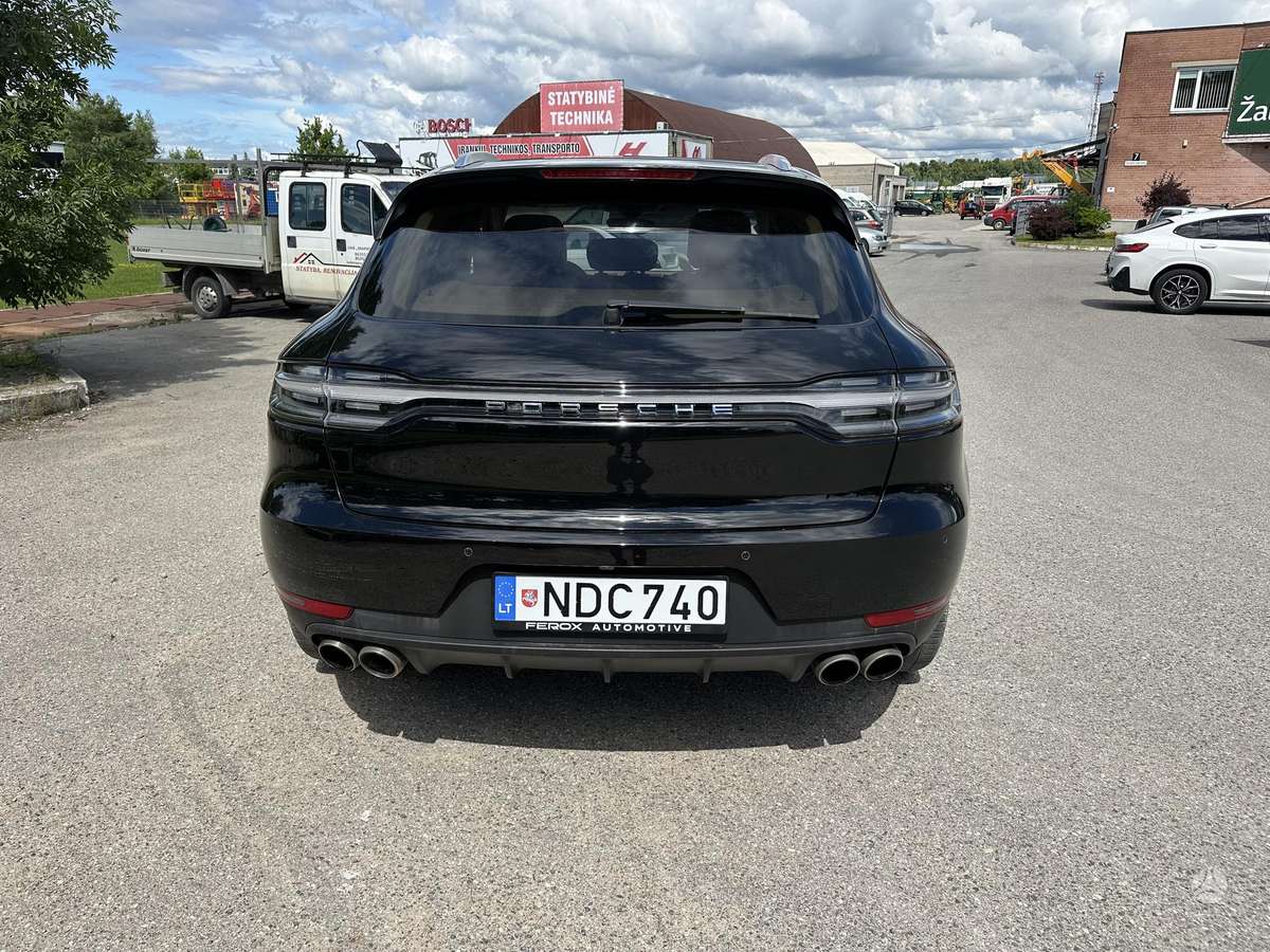 Porsche Macan - 7