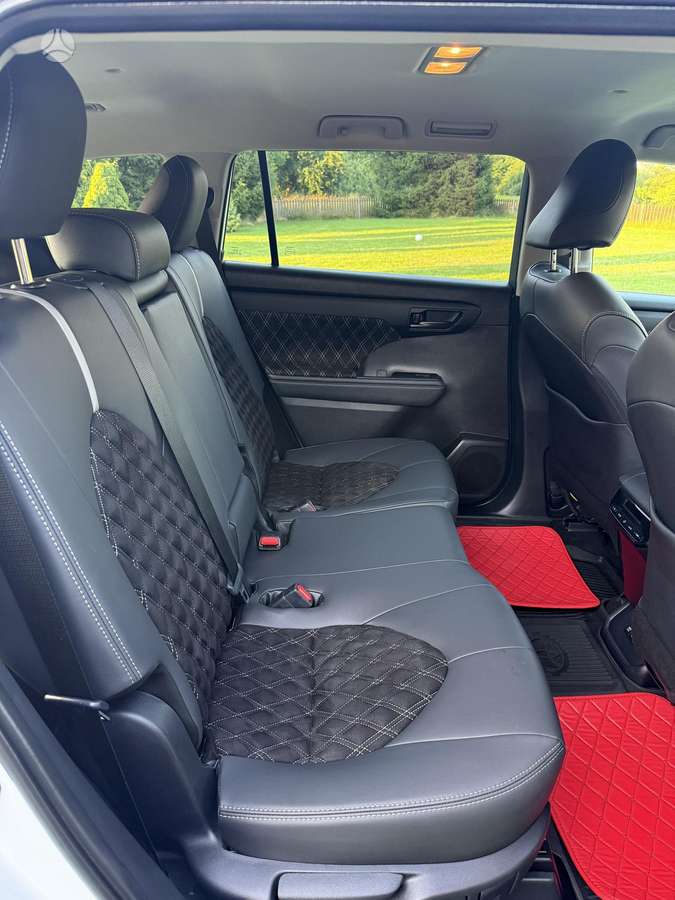 Toyota Highlander - 7