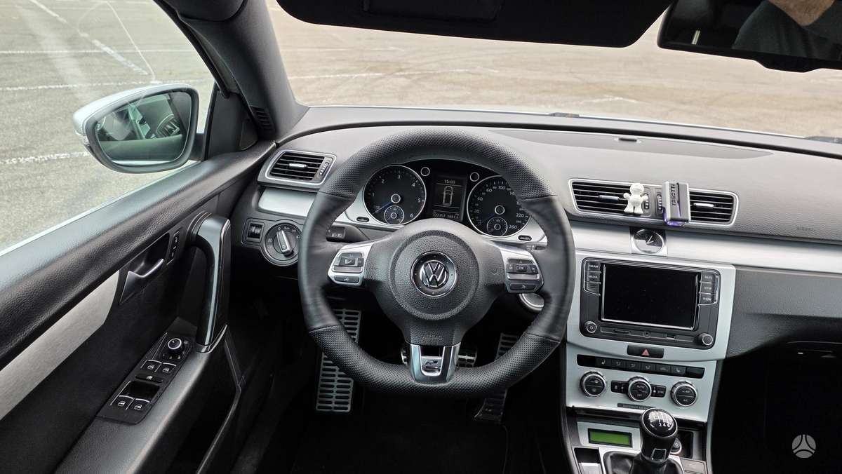 Volkswagen Passat, 2.0 l., Универсал