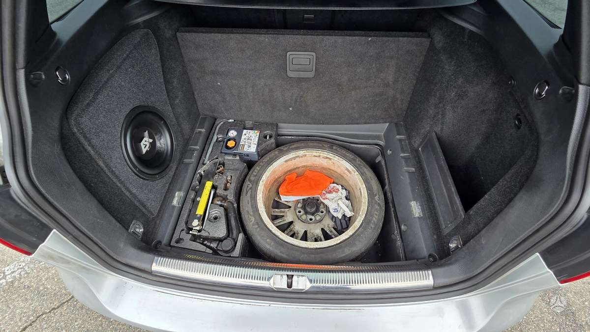 Volkswagen Passat, 2.0 l., Универсал