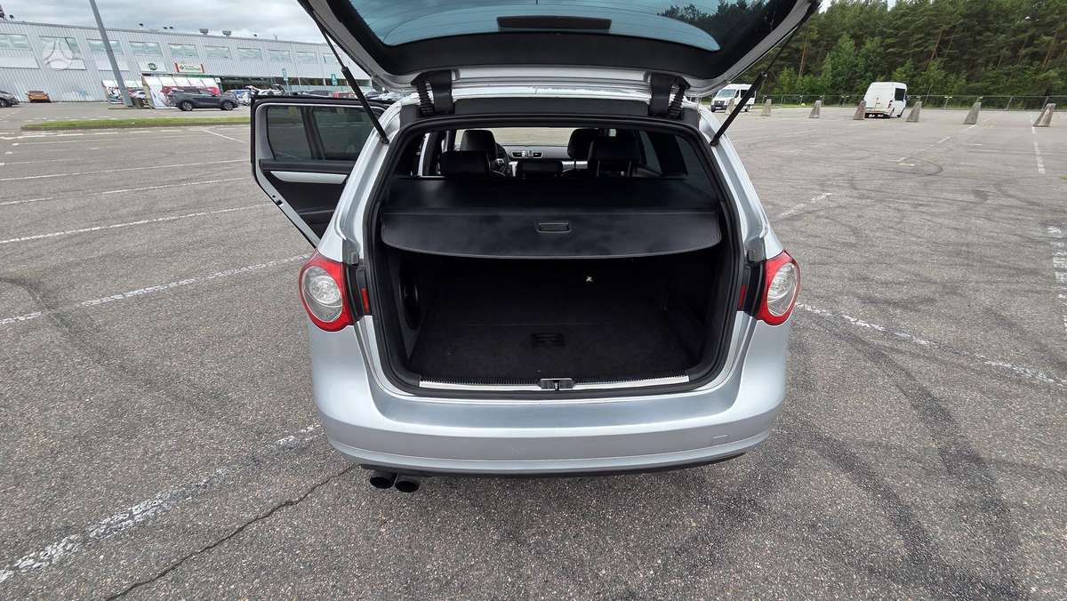 Volkswagen Passat, 2.0 l., Универсал