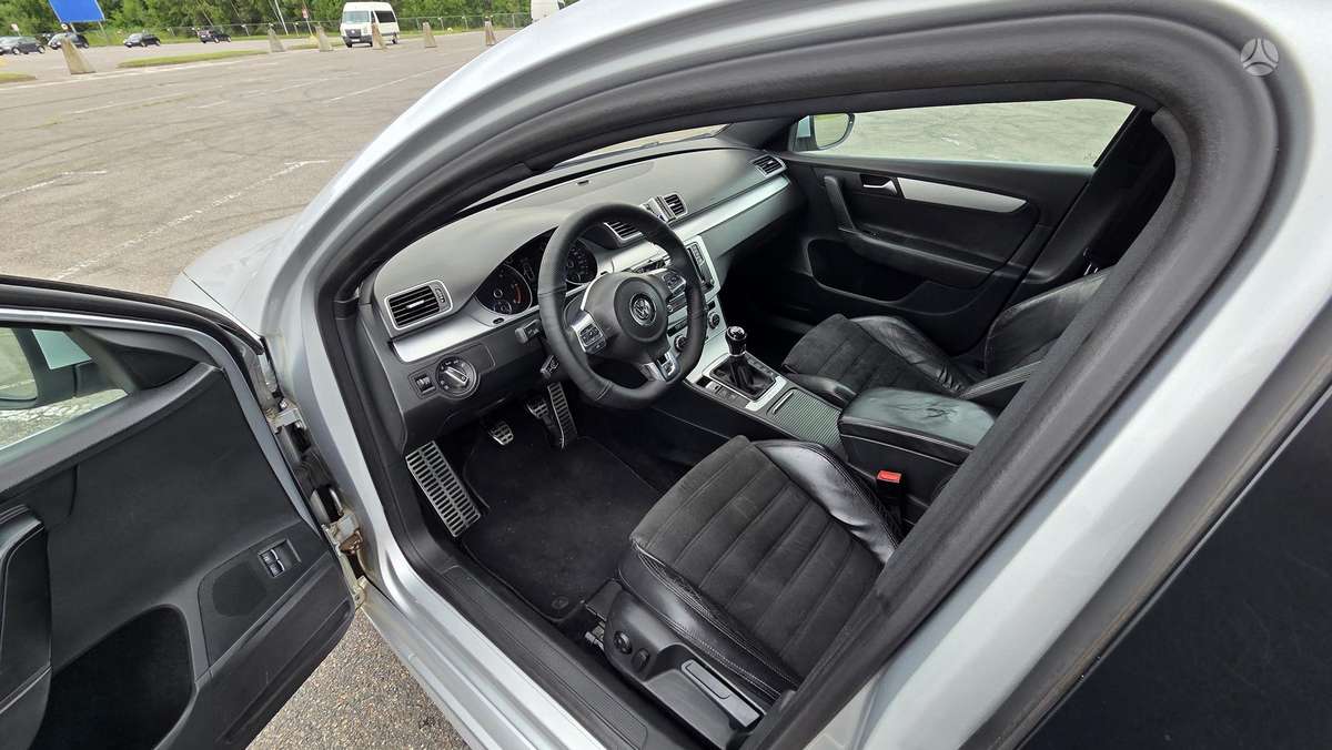Volkswagen Passat, 2.0 l., Универсал