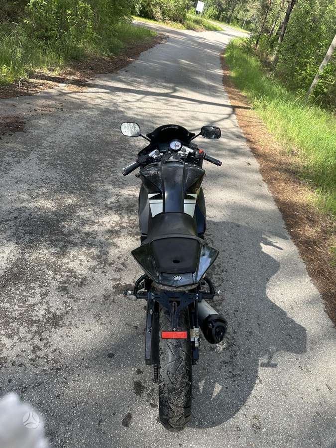 Yamaha YZF 125cc, superbikes