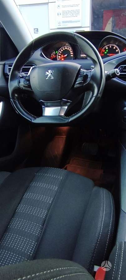 Peugeot 308, 1.2 l., Универсал