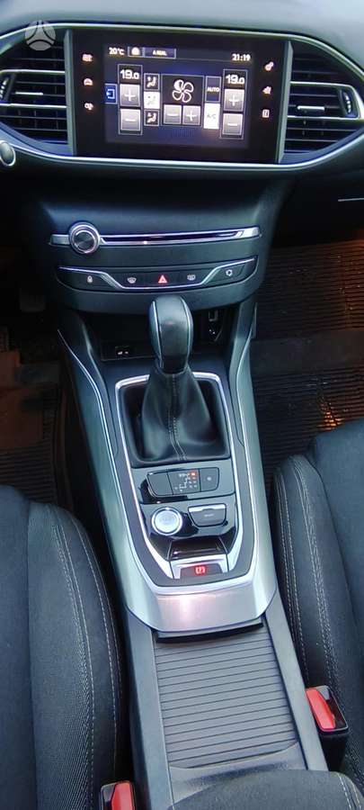 Peugeot 308, 1.2 l., Универсал
