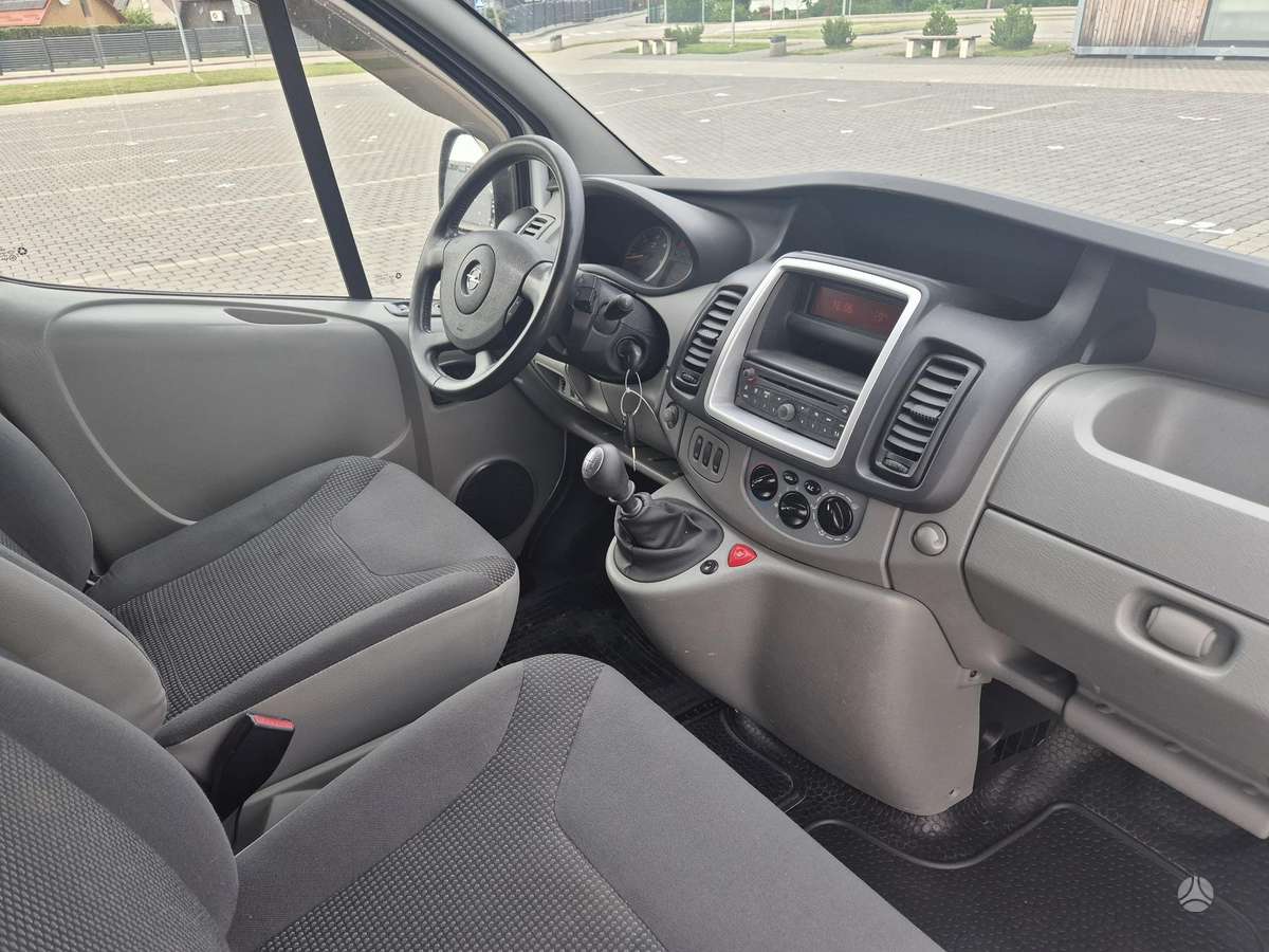 Renault Trafic, 2.0 l., Коммерческий