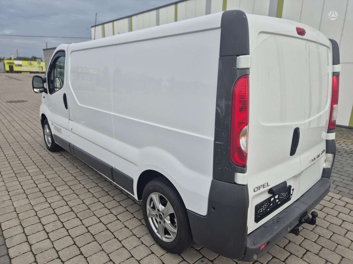 Renault Trafic, 2.0 l., Коммерческий