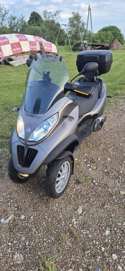 Piaggio MP3 400cc, triračiai