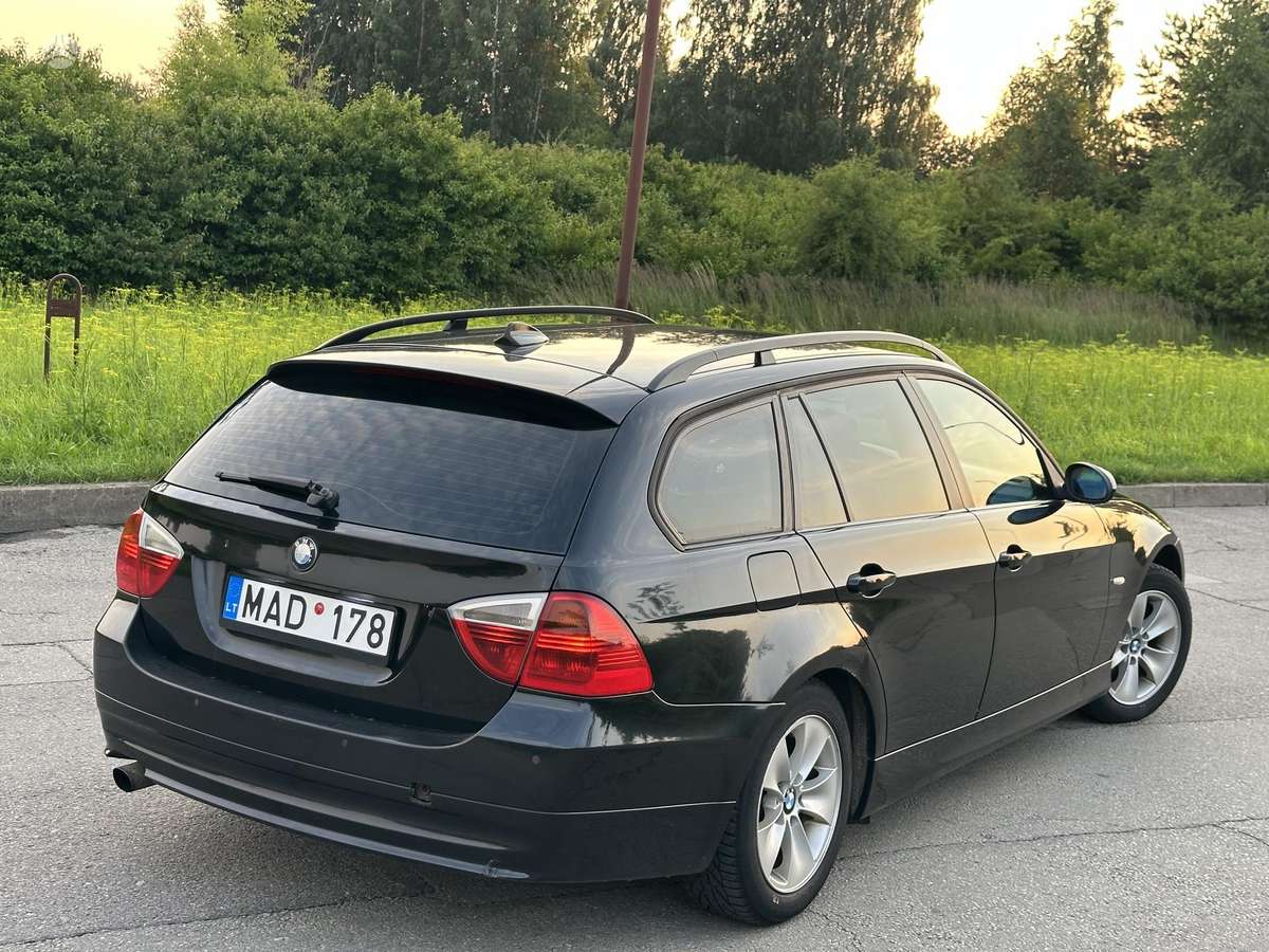 BMW 320, 2.0 l., wagon