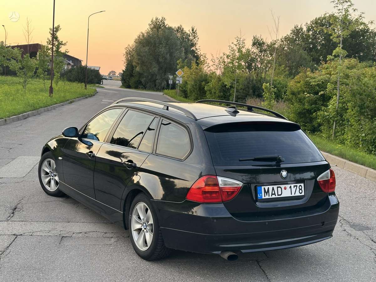 BMW 320, 2.0 l., wagon